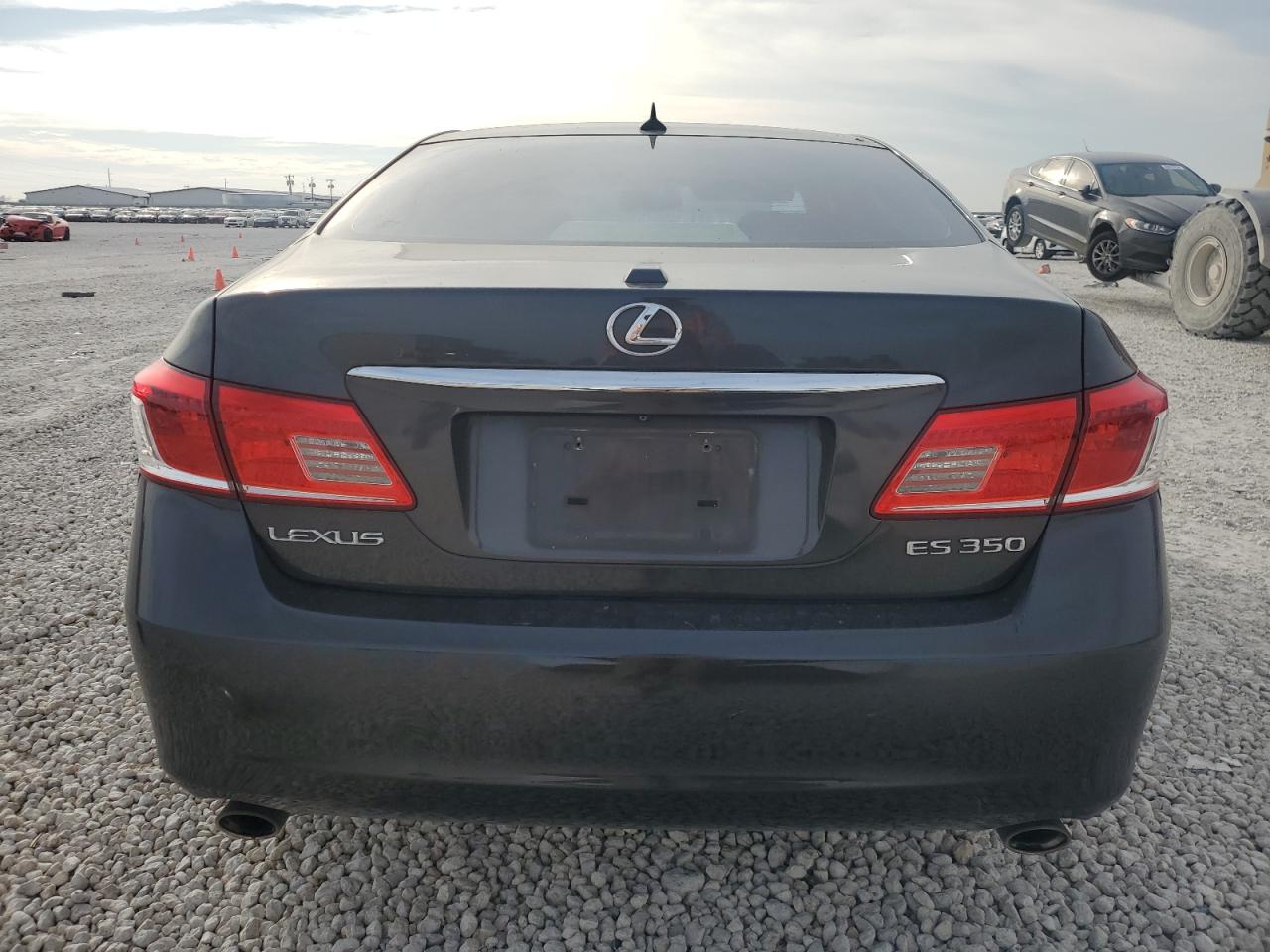 2010 Lexus ES - Image 6