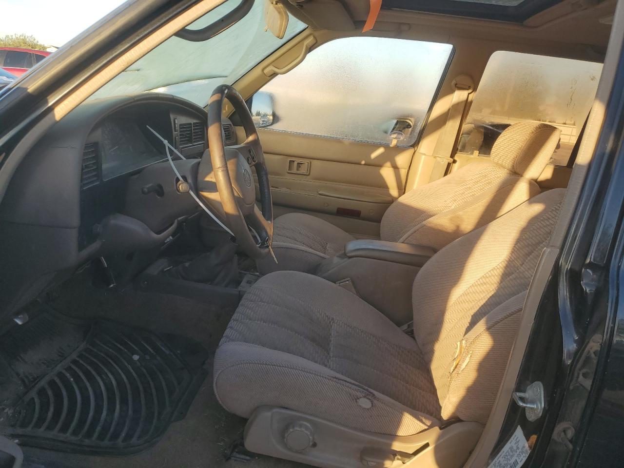 1995 Toyota 4Runner - Image 7