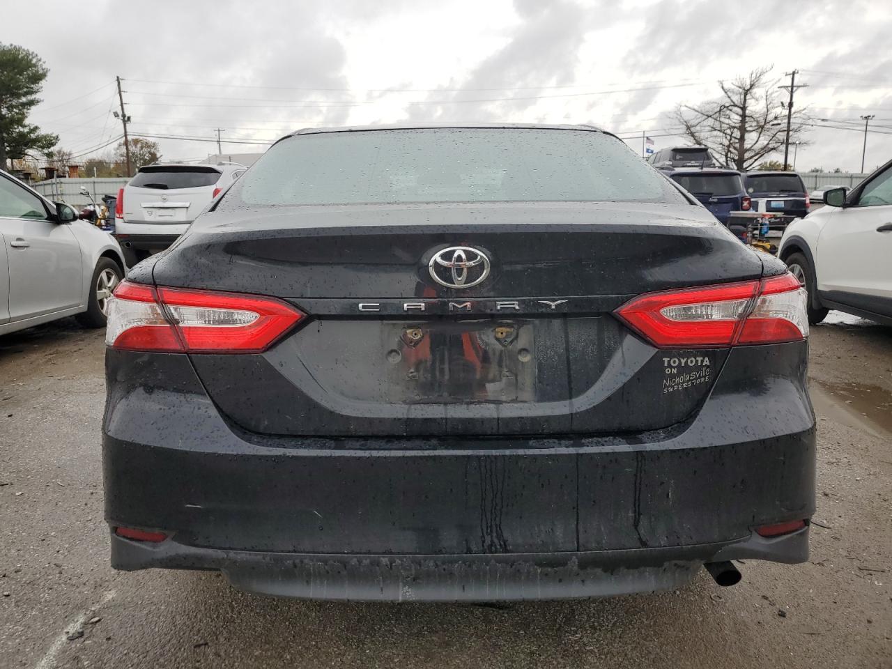 2018 Toyota Camry L VIN: 4T1B11HK2JU077248 Lot: 79281284