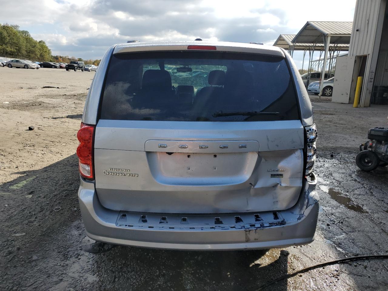 2011 Dodge Grand Caravan Crew VIN: 2D4RN5DG5BR684813 Lot: 79246514