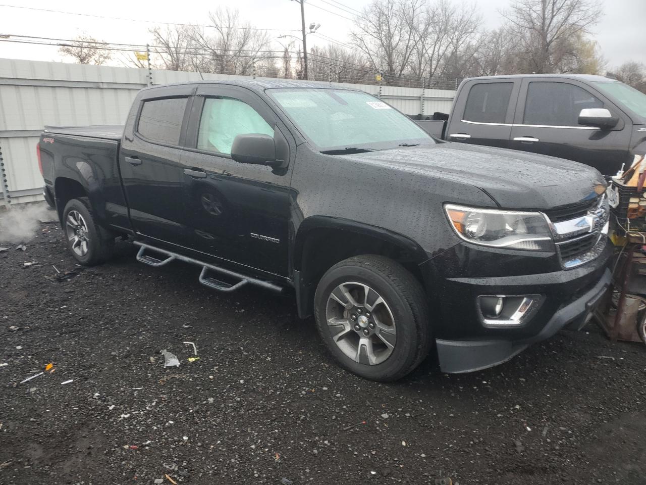 2017 Chevrolet Colorado - Image 4