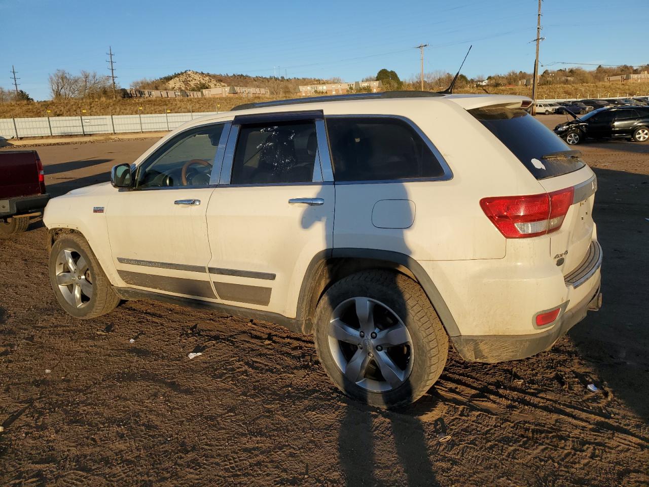2011 Jeep Grand Cherokee - Image 2