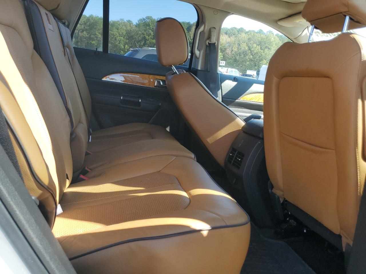 2013 Lincoln MKX - Image 11