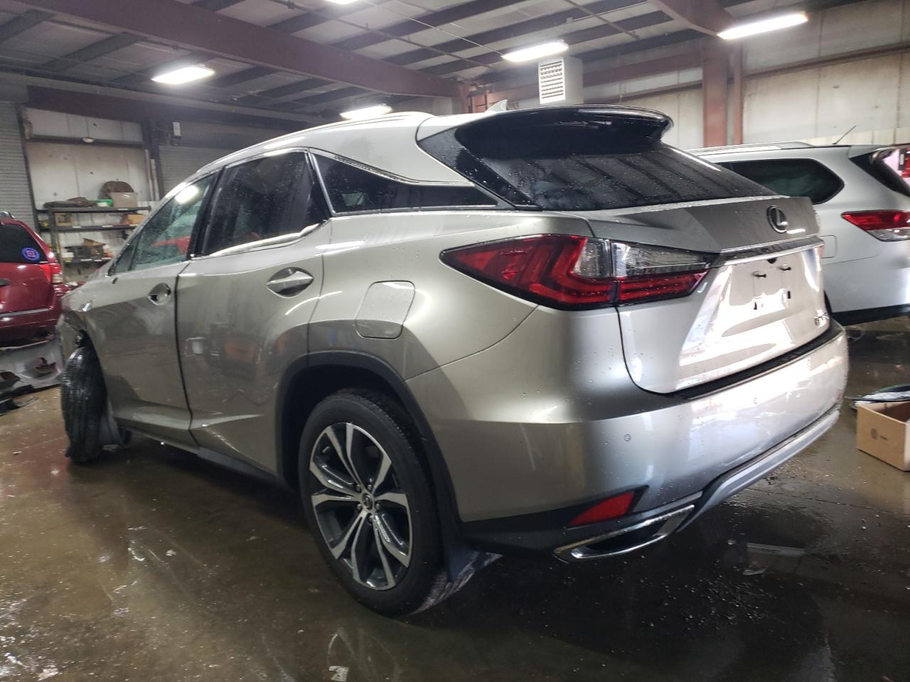 VIN 2T2HZMDA8NC319402 2022 LEXUS RX350 no.2