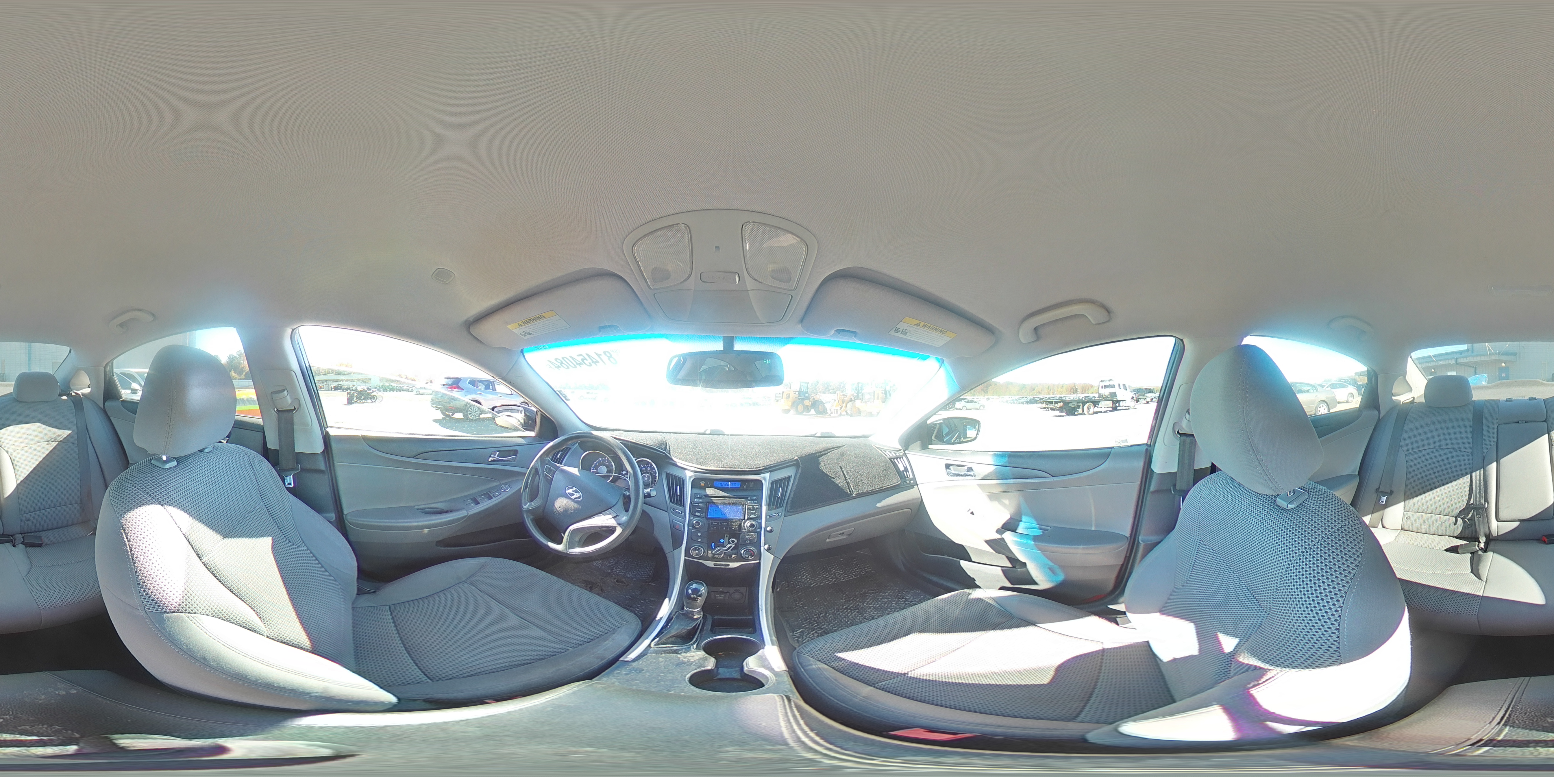 2012 Hyundai Sonata - Image 14