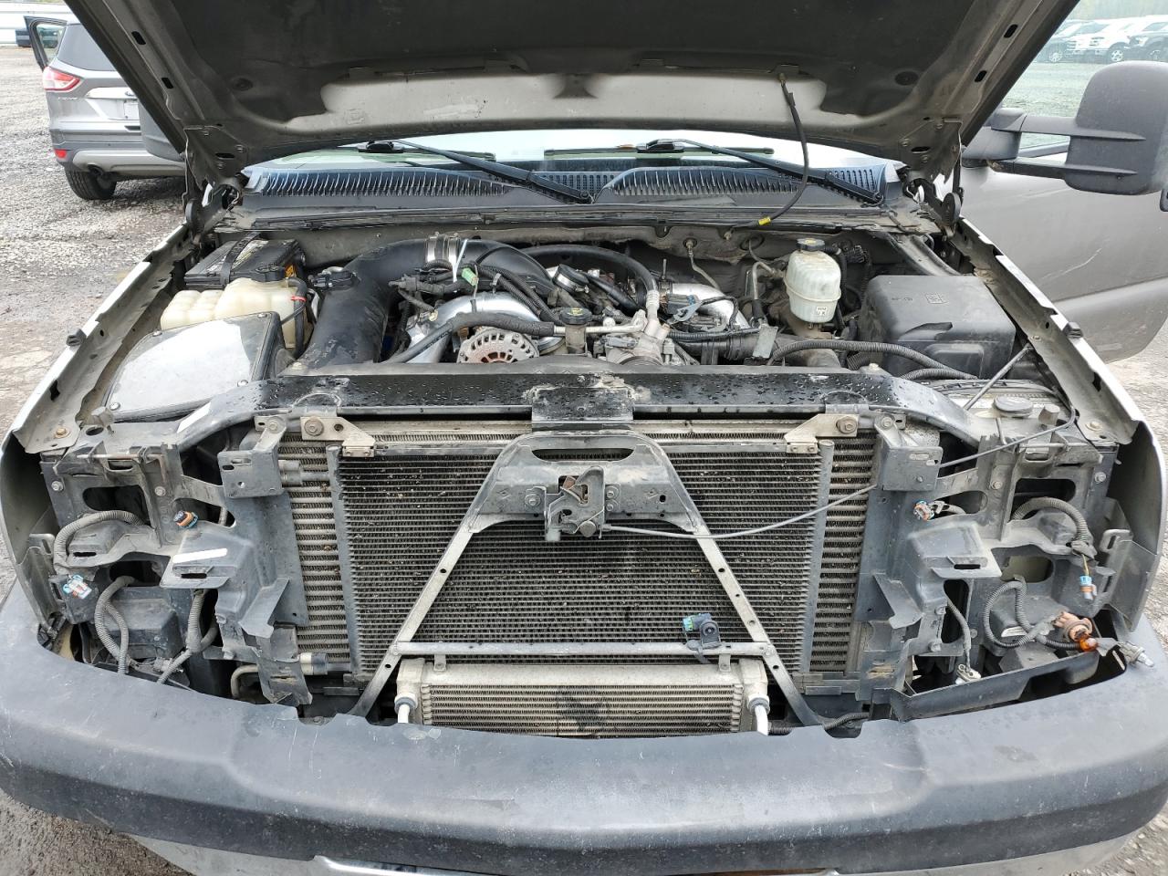 2006 Chevrolet Silverado - Image 11