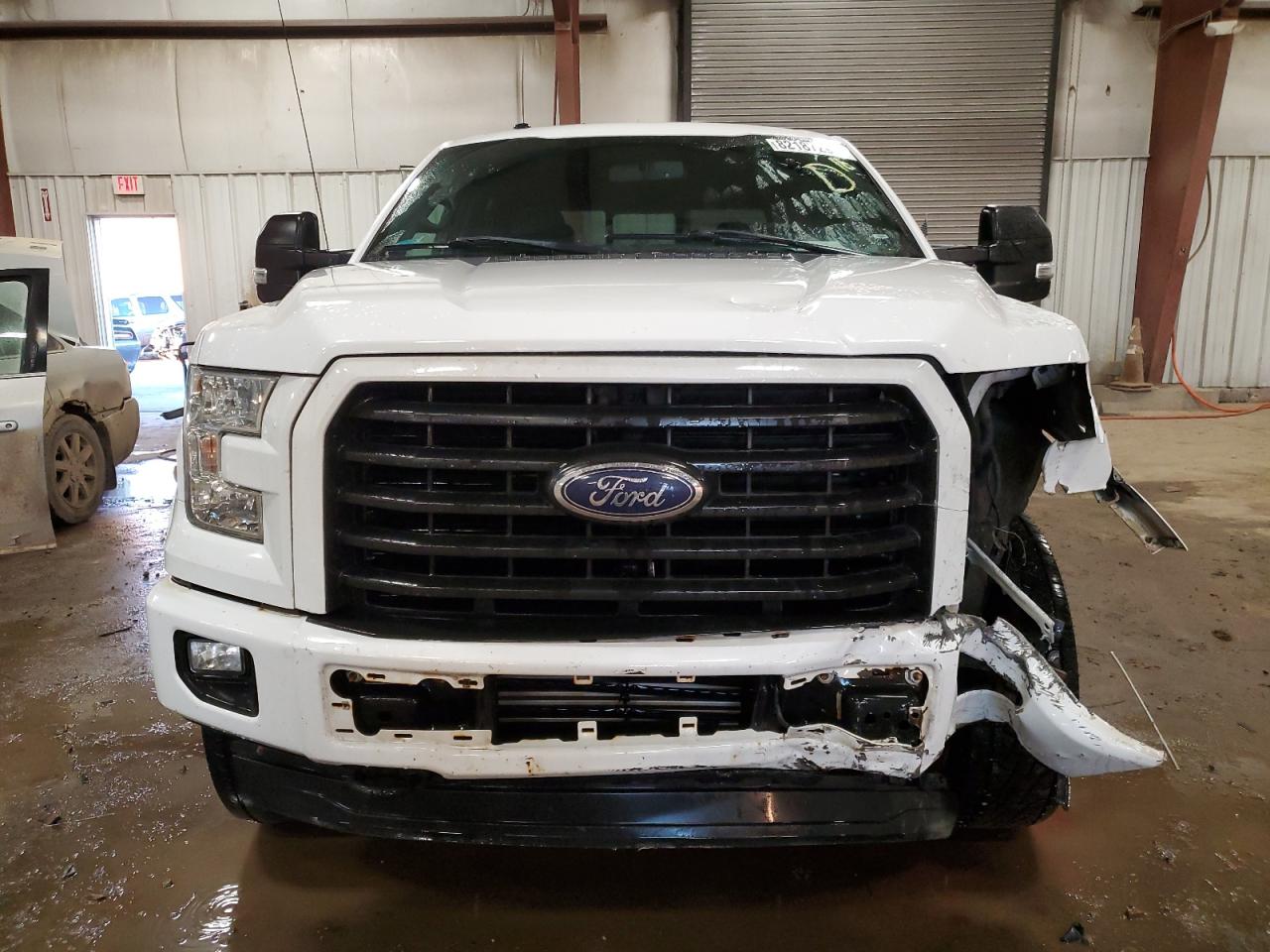 2016 Ford F-150 - Image 5