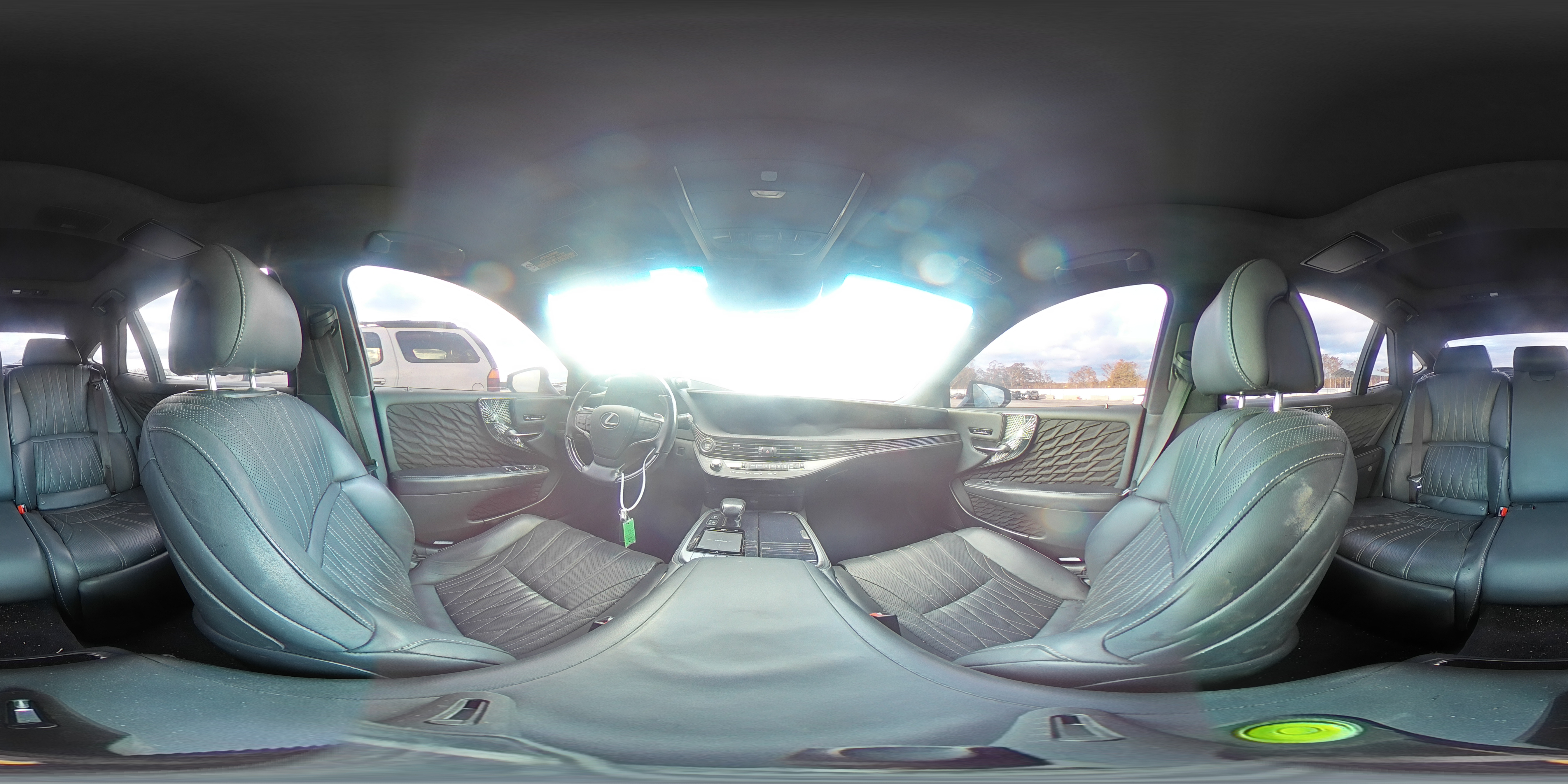 2018 Lexus LS - Image 12