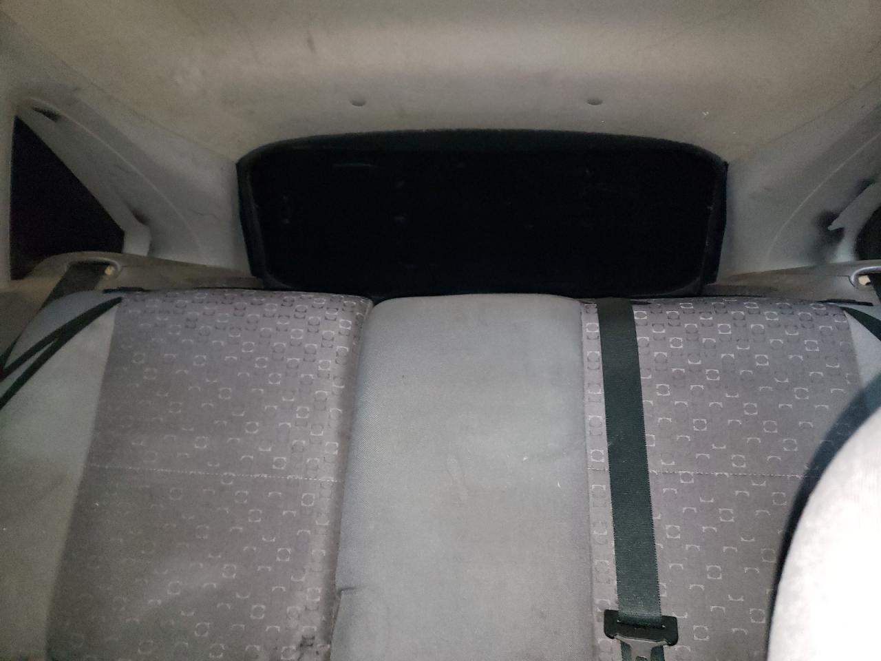 2004 Ford Focus - Image 10