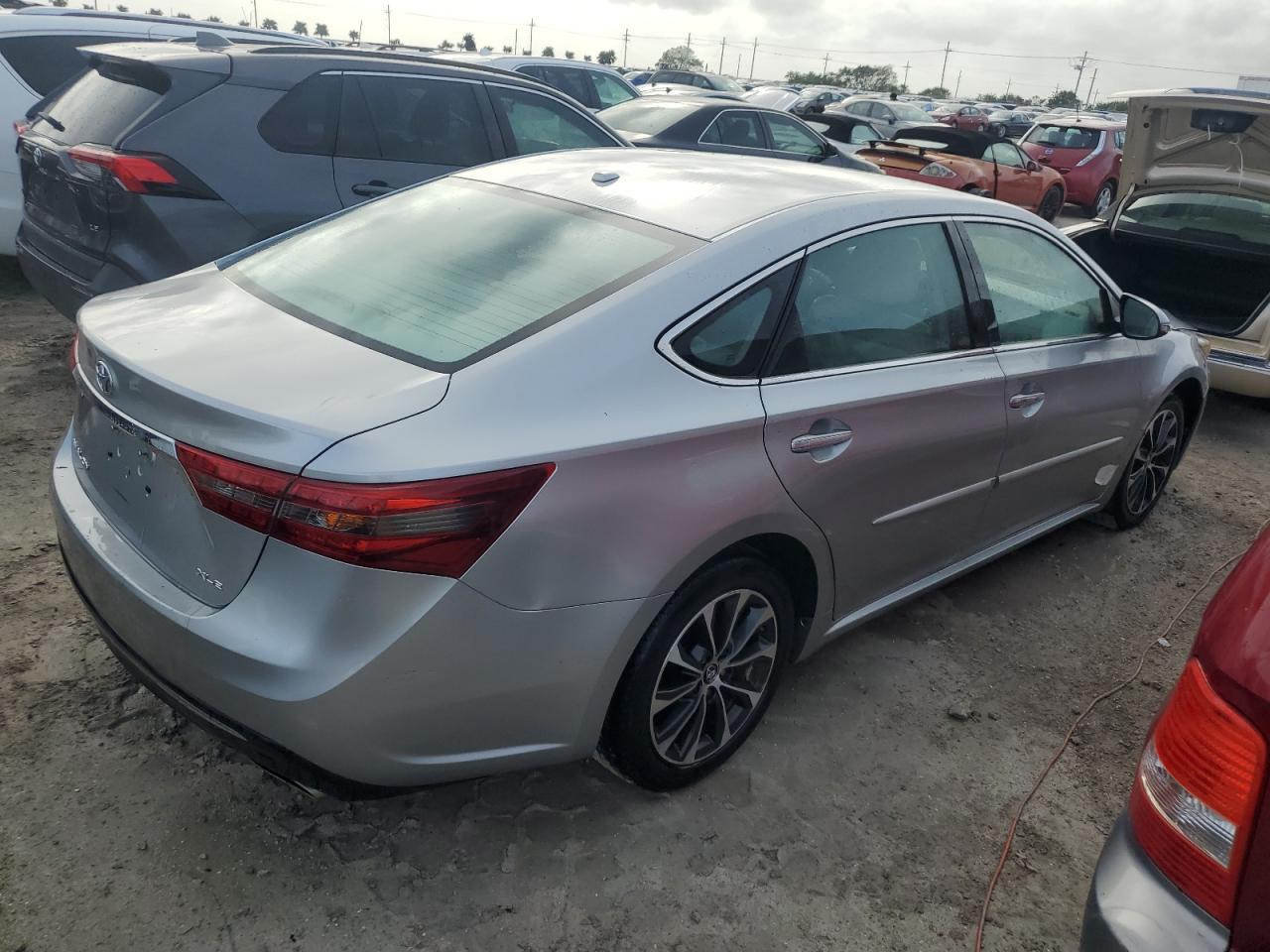 VIN 4T1BK1EB1GU207174 2016 TOYOTA AVALON no.3