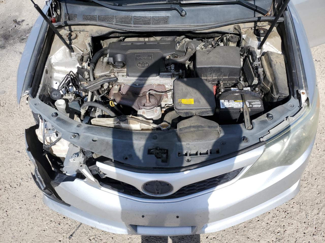 2013 Toyota Camry - Image 13