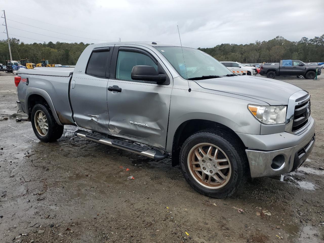 2011 Toyota Tundra - Image 4