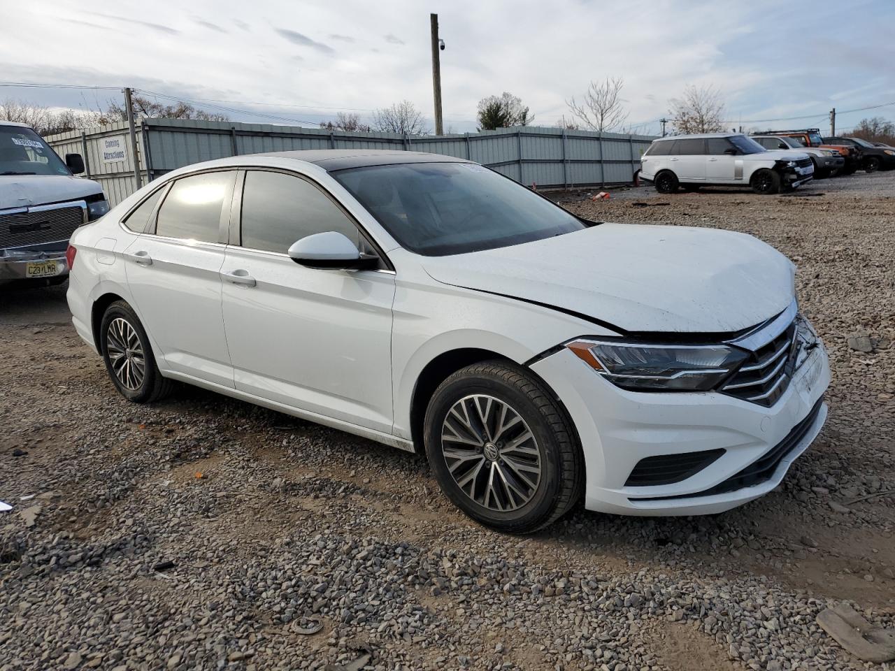 2020 Volkswagen Jetta - Image 4