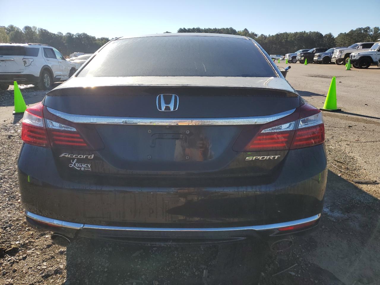 VIN 1HGCR2F5XHA278610 2017 HONDA ACCORD no.6