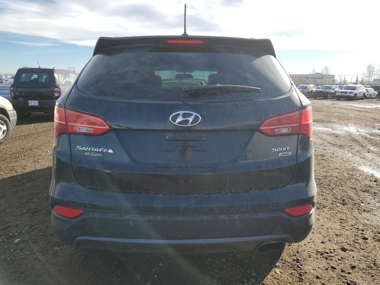 2014 Hyundai Santa Fe - Image 6