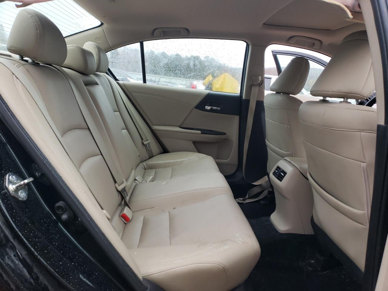 2015 Honda Accord - Image 10