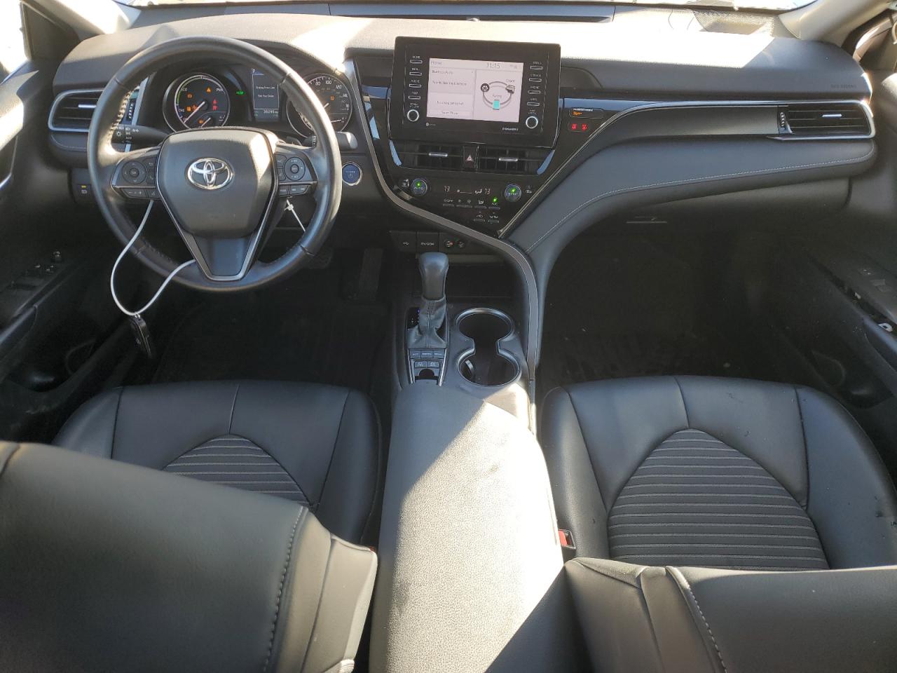 2021 Toyota Camry - Image 8