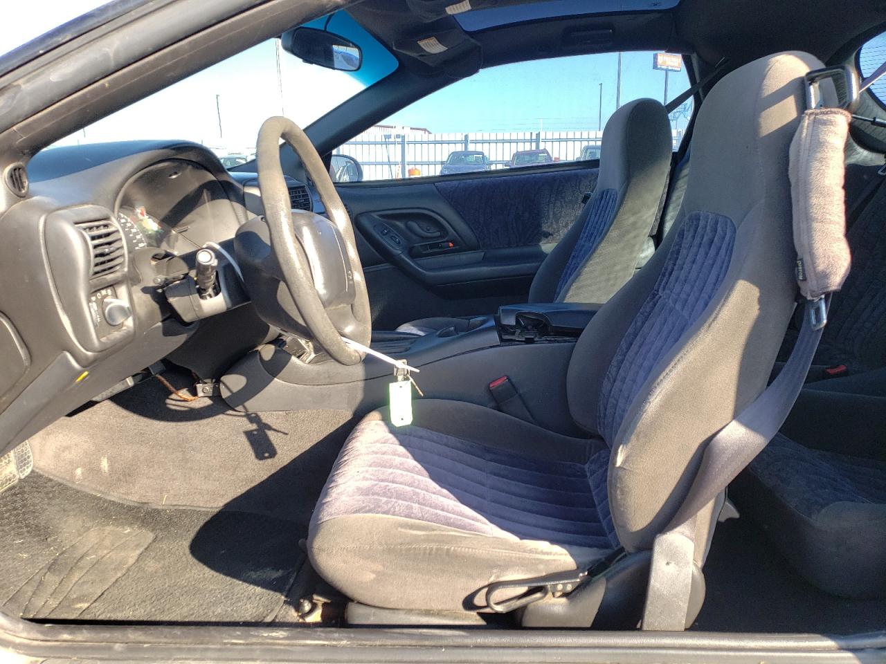 2001 Chevrolet Camaro - Image 7