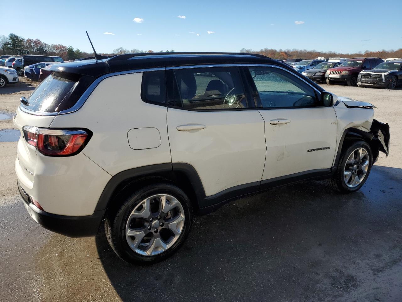 2018 Jeep Compass - Image 3
