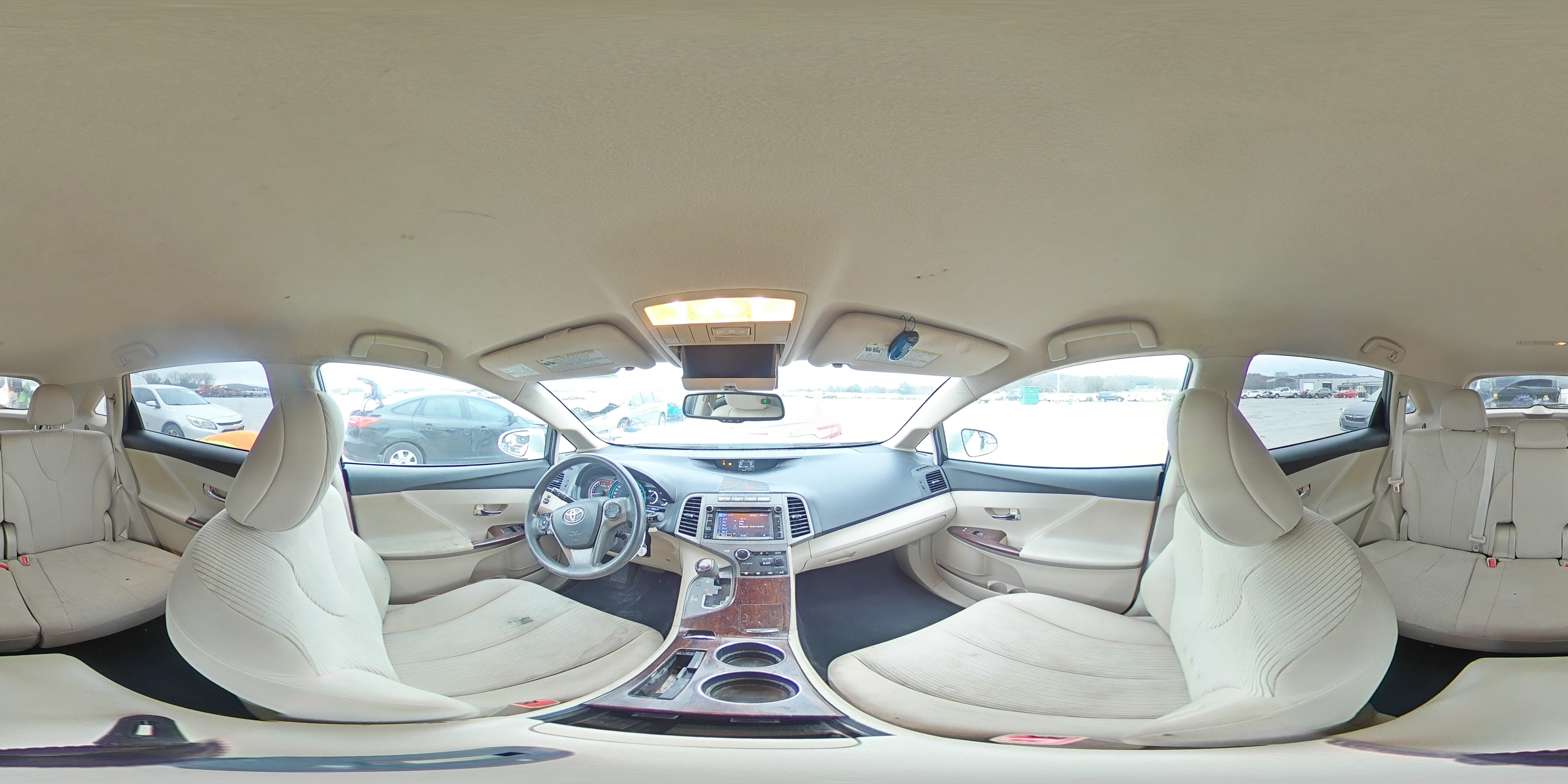 2013 Toyota Venza - Image 14