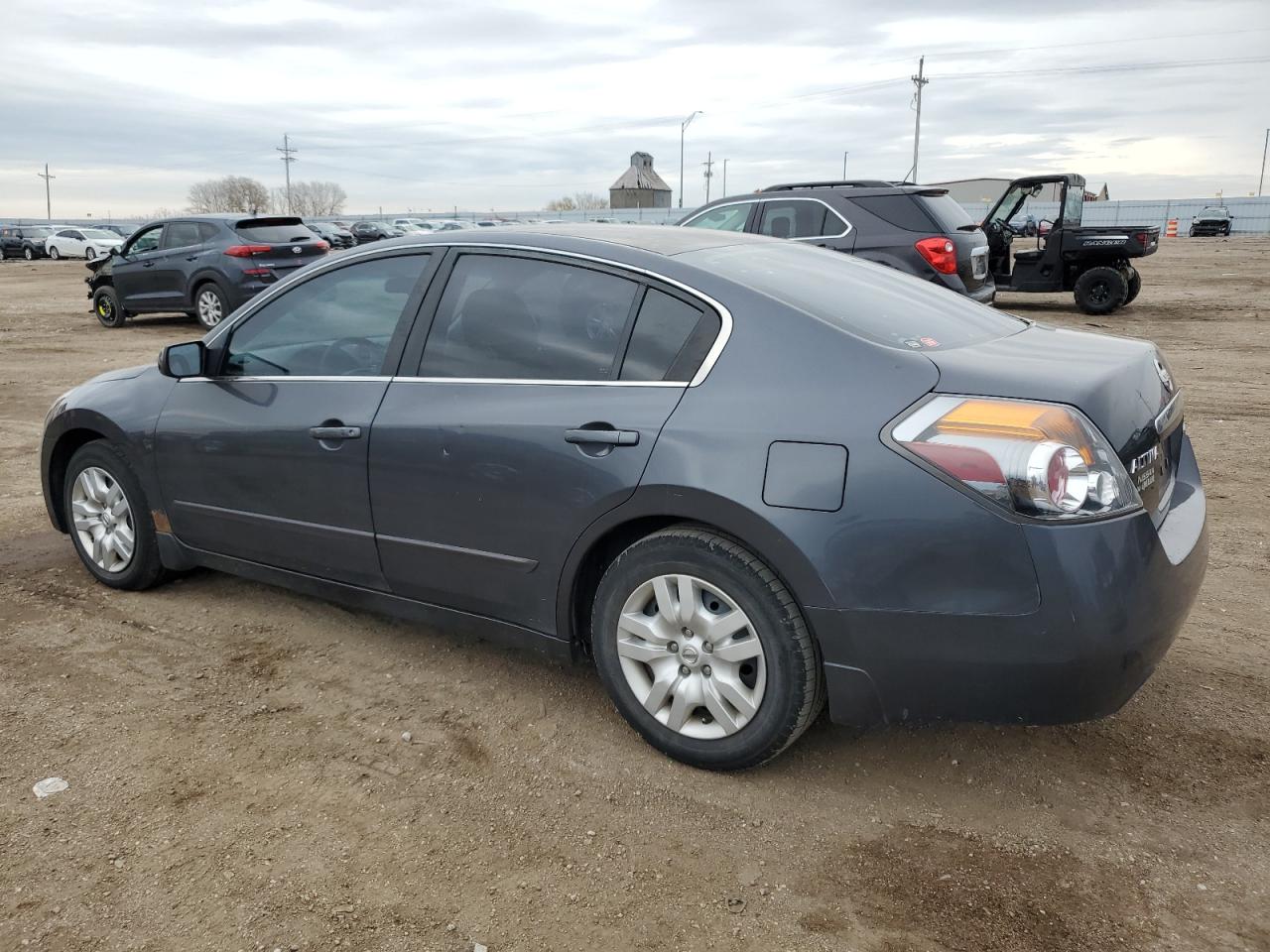 2009 Nissan Altima - Image 2