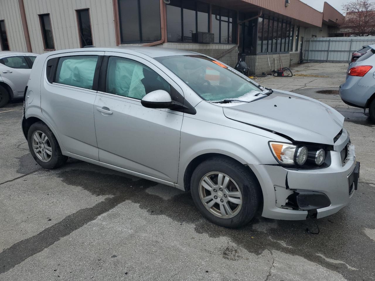 2015 Chevrolet Sonic - Image 4