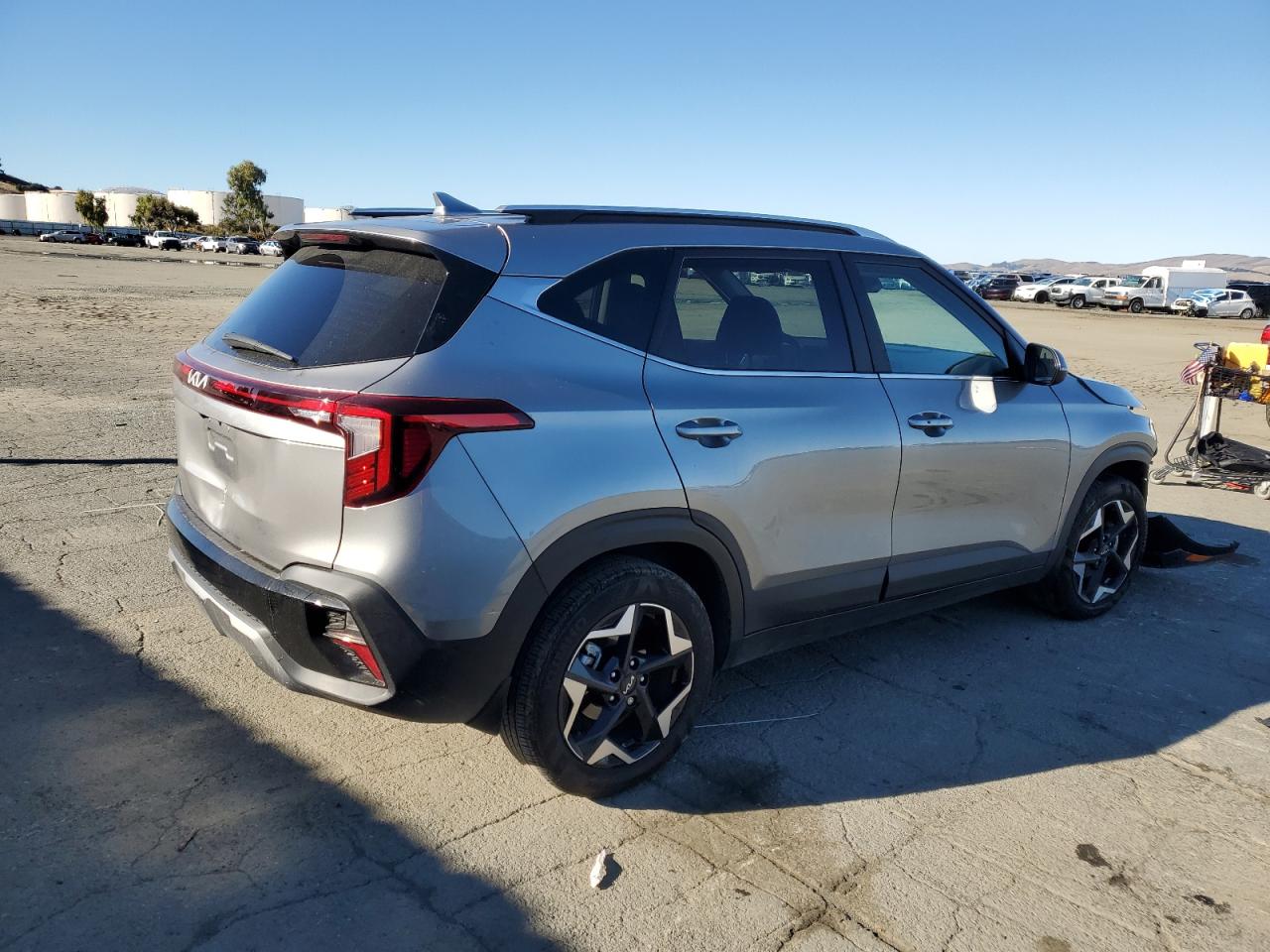 2024 Kia Seltos - Image 3
