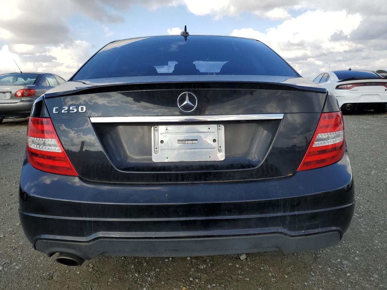 VIN WDDGF4HB8DR241774 2013 MERCEDES-BENZ C-CLASS no.6