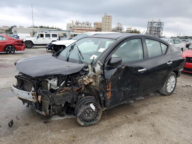  NISSAN VERSA 2018 Czarny