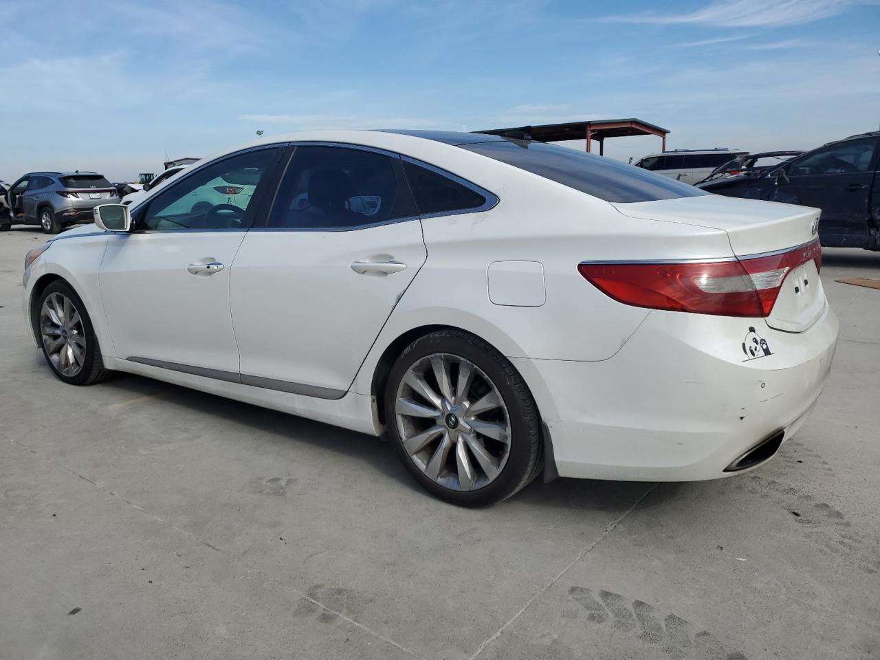 VIN KMHFH4JGXDA245793 2013 HYUNDAI AZERA no.2