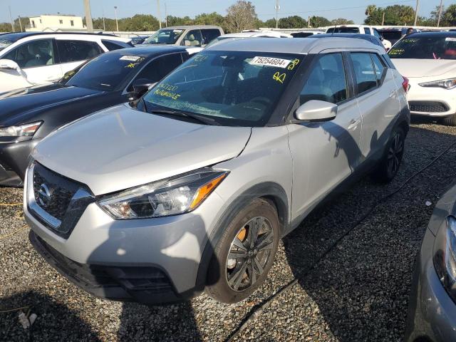  NISSAN KICKS 2020 Silver