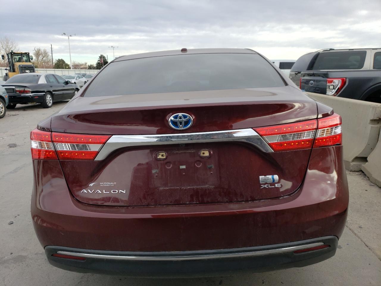 2015 Toyota Avalon - Image 6