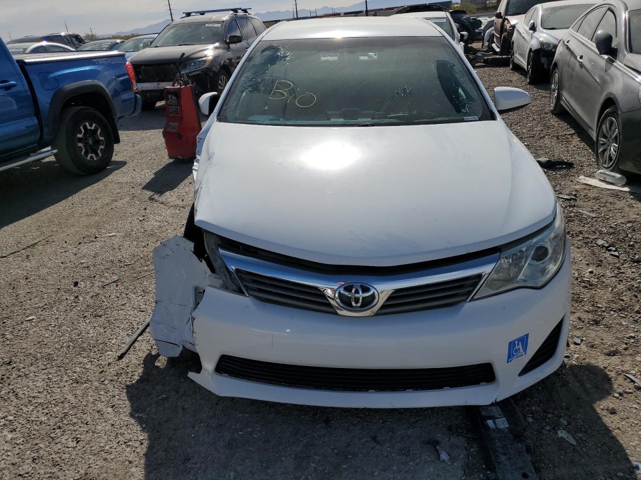 2014 Toyota Camry - Image 5