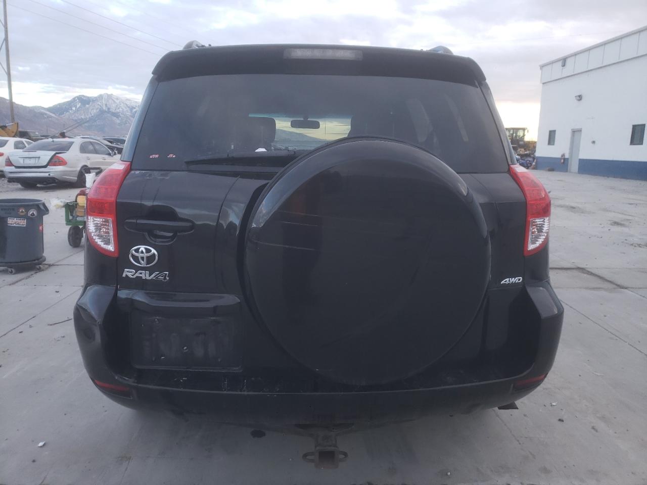 2006 Toyota Rav4 Sport VIN: JTMBD32V165035438 Lot: 81740904