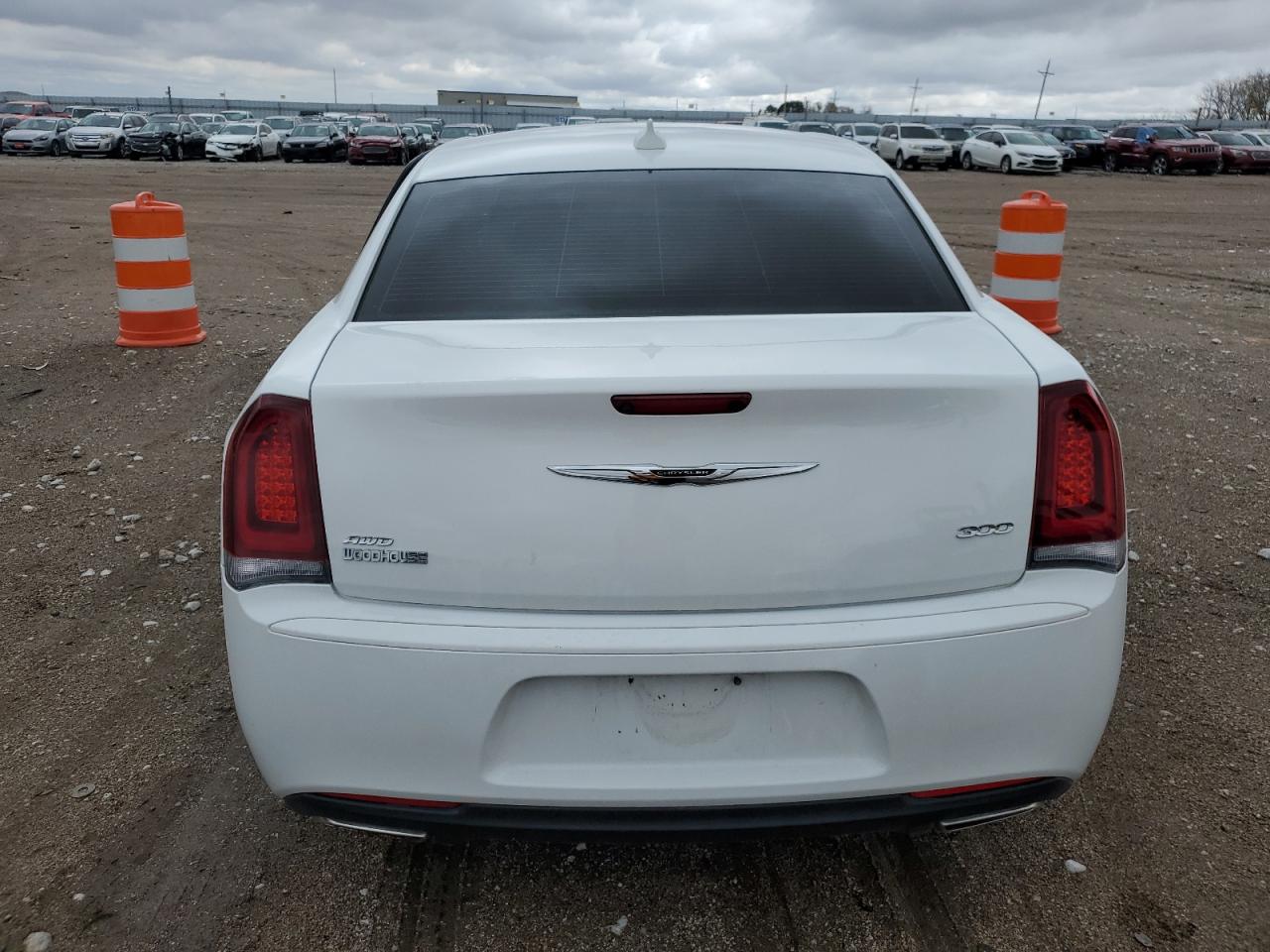 2019 Chrysler 300 Touring VIN: 2C3CCARGXKH649267 Lot: 79450204