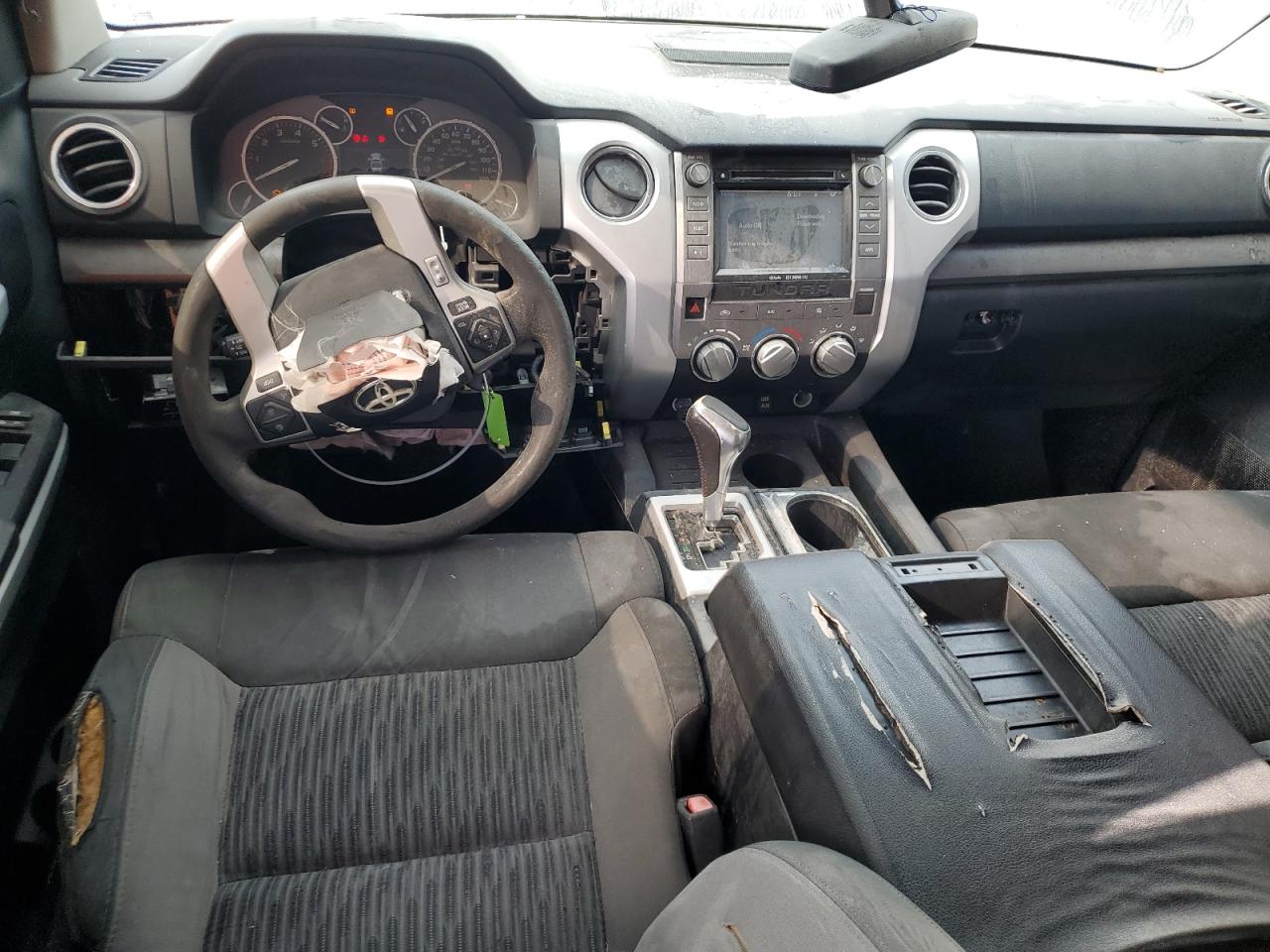 2014 Toyota Tundra - Image 8