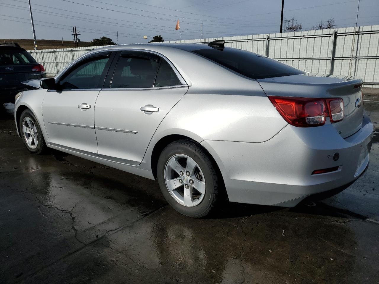 2015 Chevrolet Malibu - Image 2