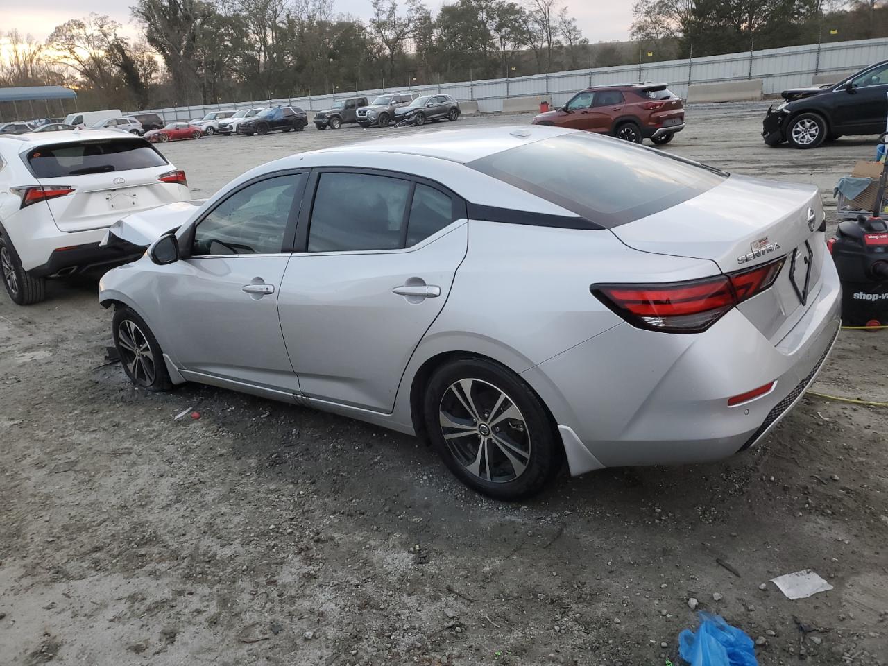 2022 Nissan Sentra - Image 2