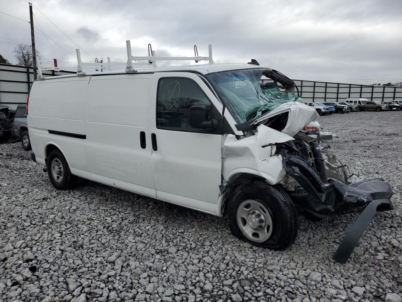 VIN 1GCWGBFP1P1112090 2023 CHEVROLET EXPRESS no.4