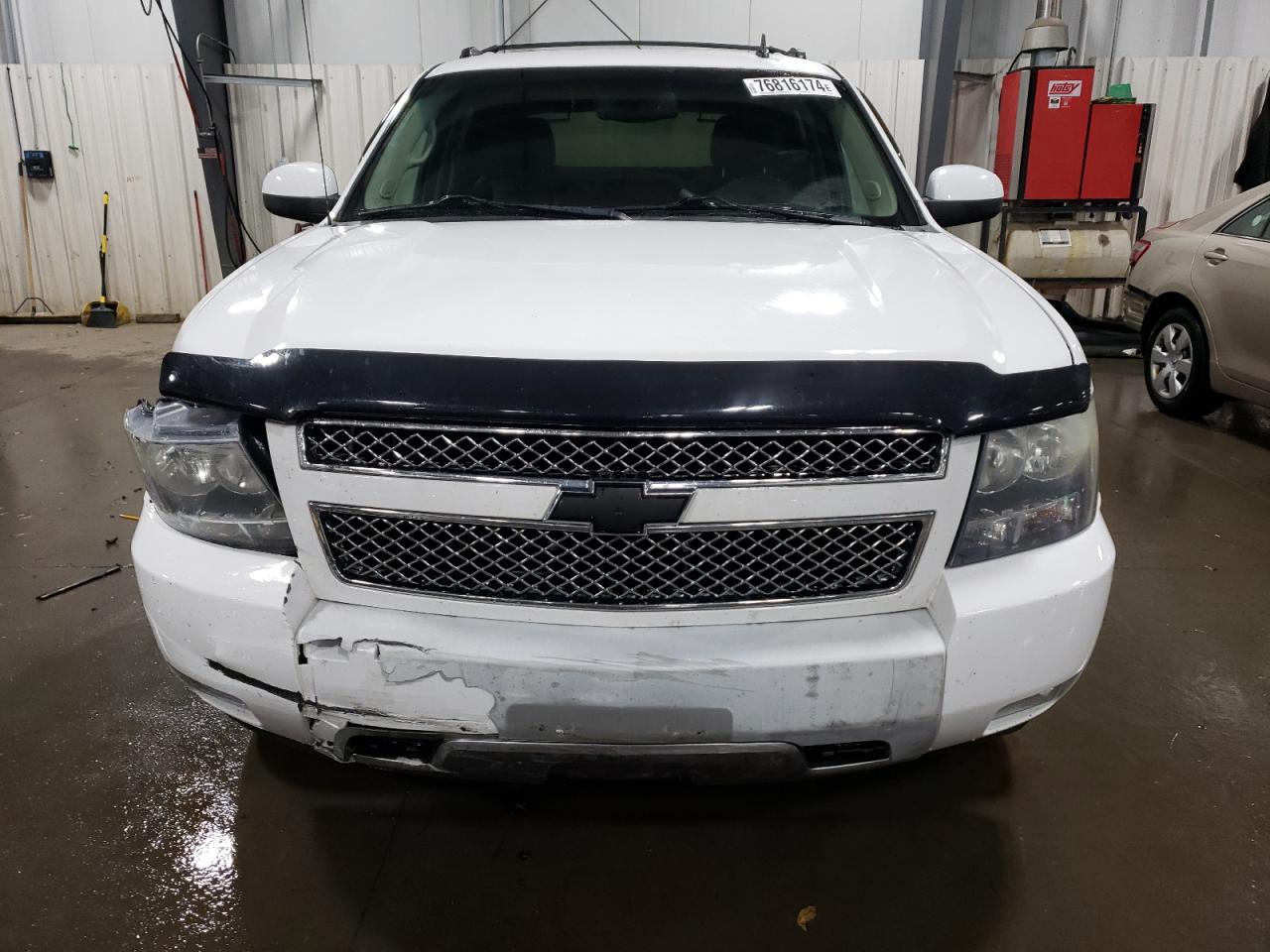 2011 Chevrolet Avalanche - Image 5