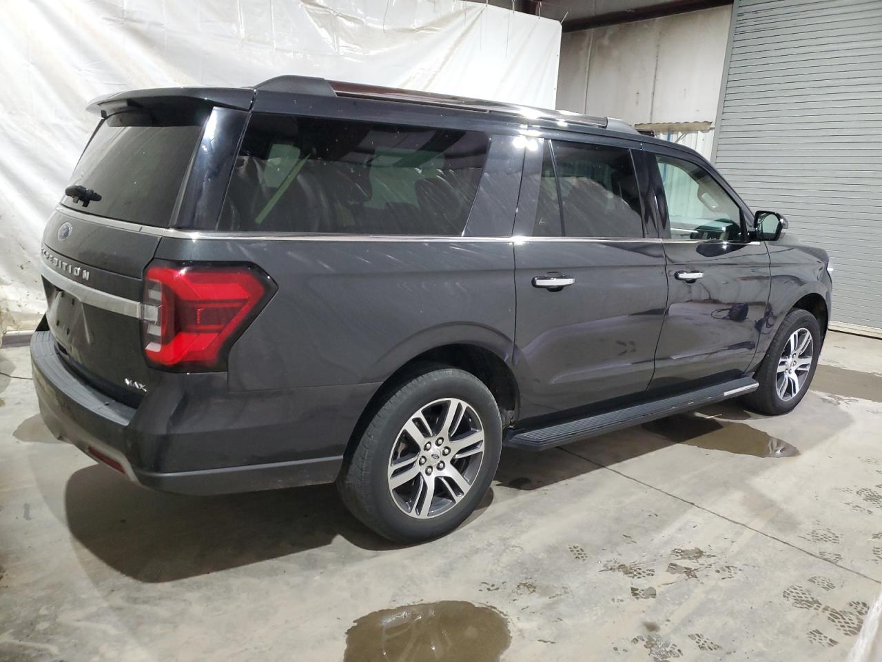 2022 Ford Expedition - Image 3