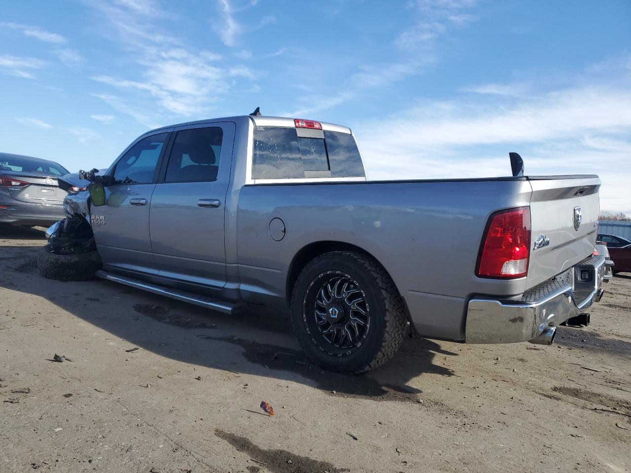 VIN 1C6RR7TT9KS614930 2019 RAM 1500 no.2