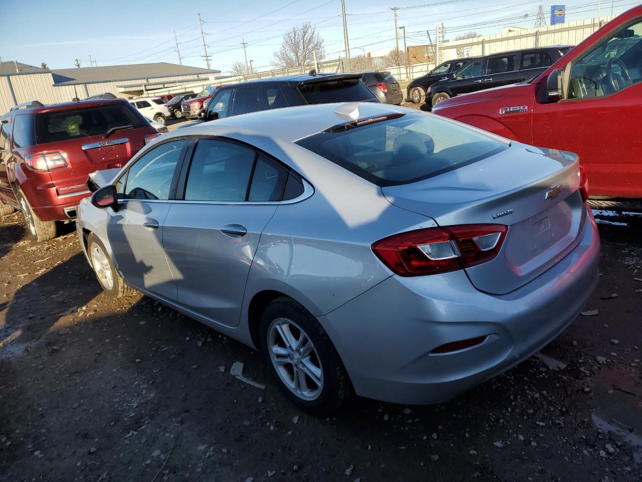 2017 Chevrolet Cruze - Image 2