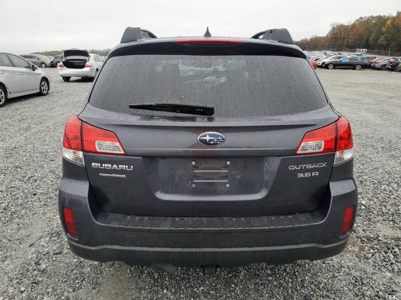 2013 Subaru Outback - Image 6