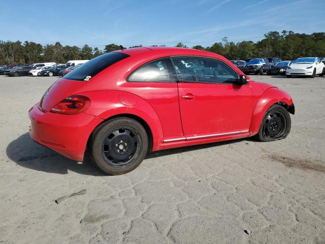  VOLKSWAGEN BEETLE 2012 Червоний