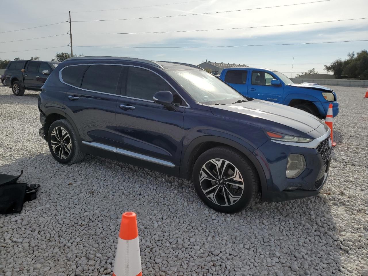 VIN 5NMS53AA1KH127104 2019 HYUNDAI SANTA FE no.4