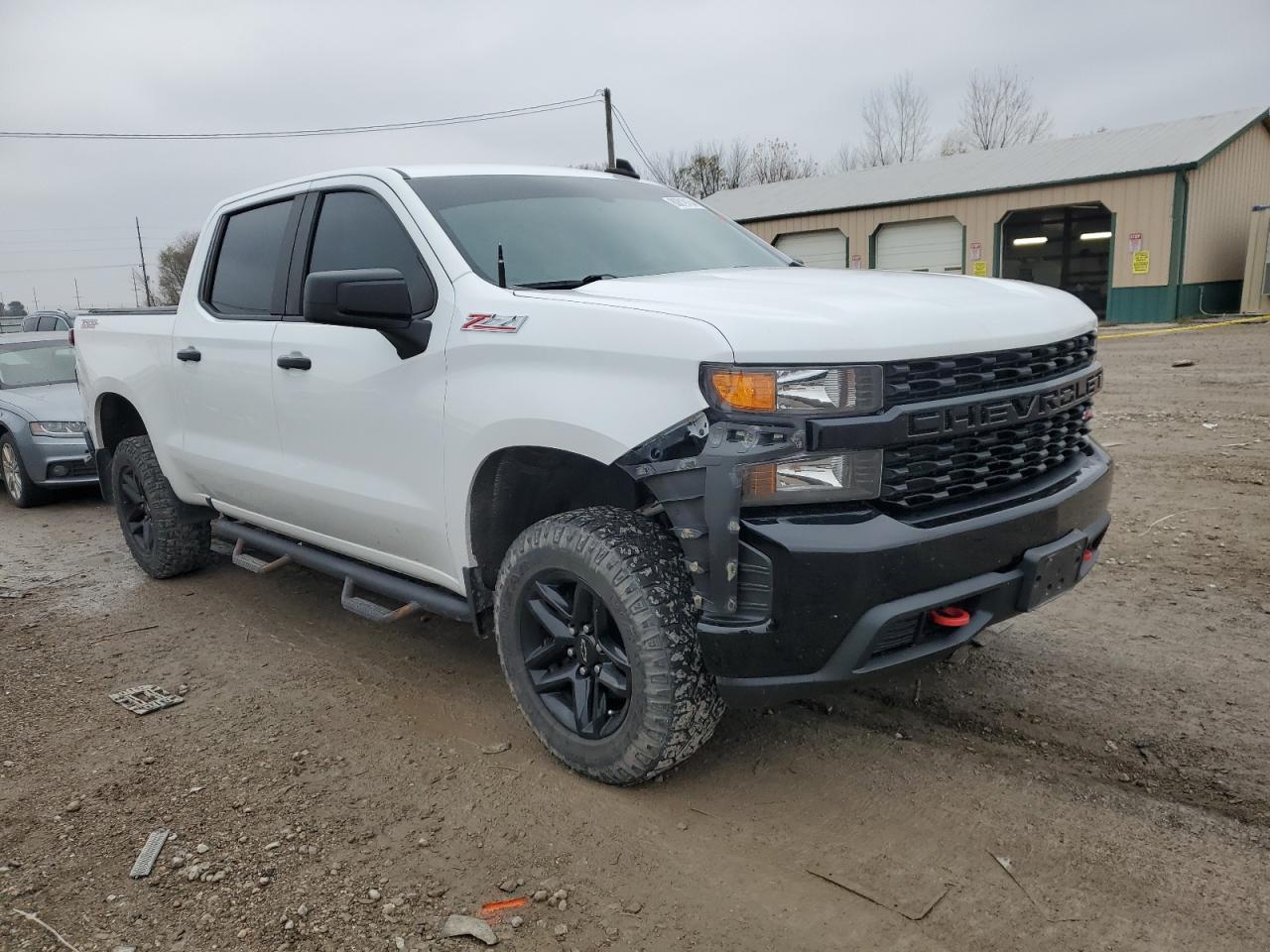 2019 Chevrolet Silverado - Image 4