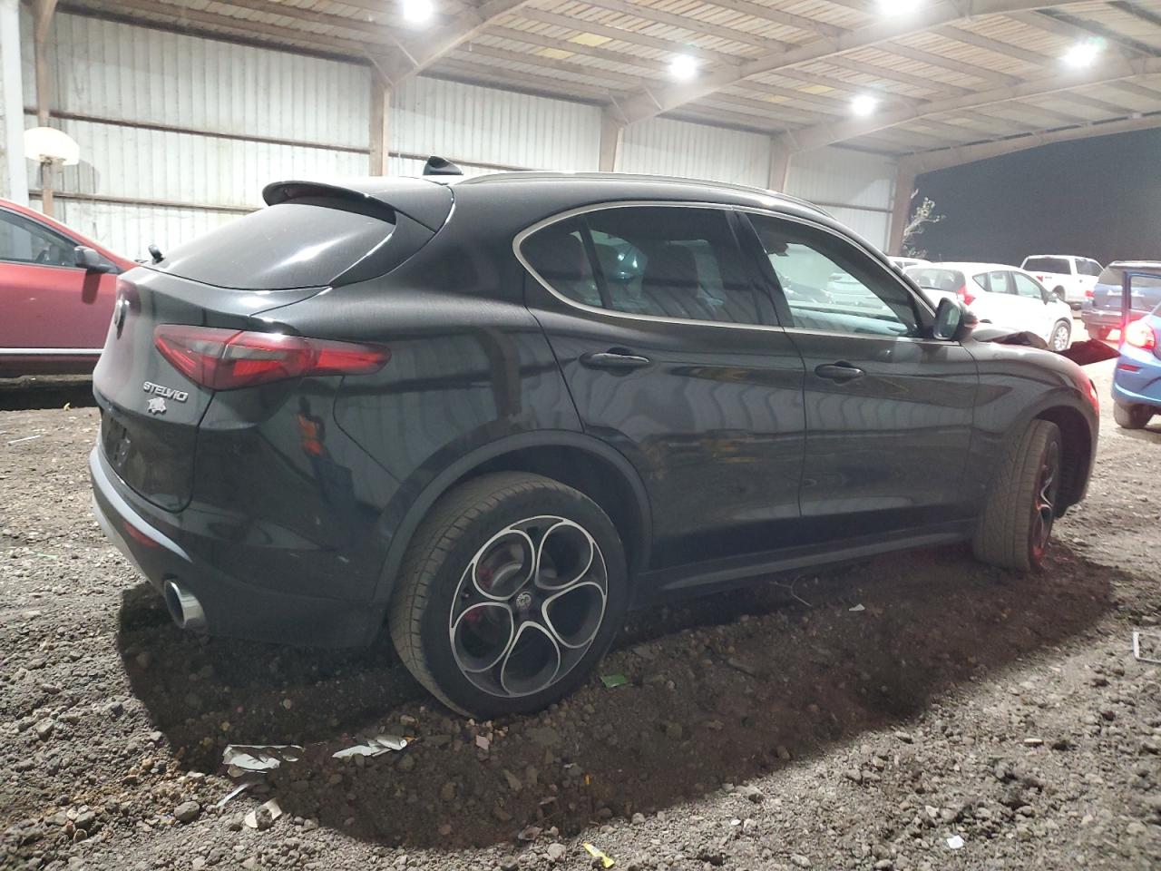 2019 Alfa Romeo Stelvio - Image 3