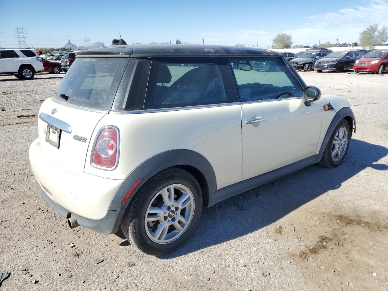 2013 Mini Cooper VIN: WMWSU3C5XDT370492 Lot: 81847644