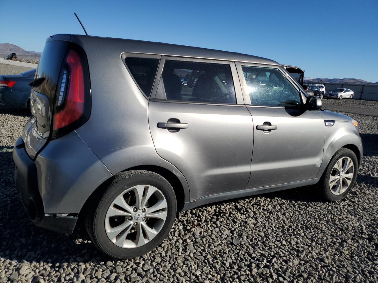 VIN KNDJP3A58F7150546 2015 KIA SOUL no.3